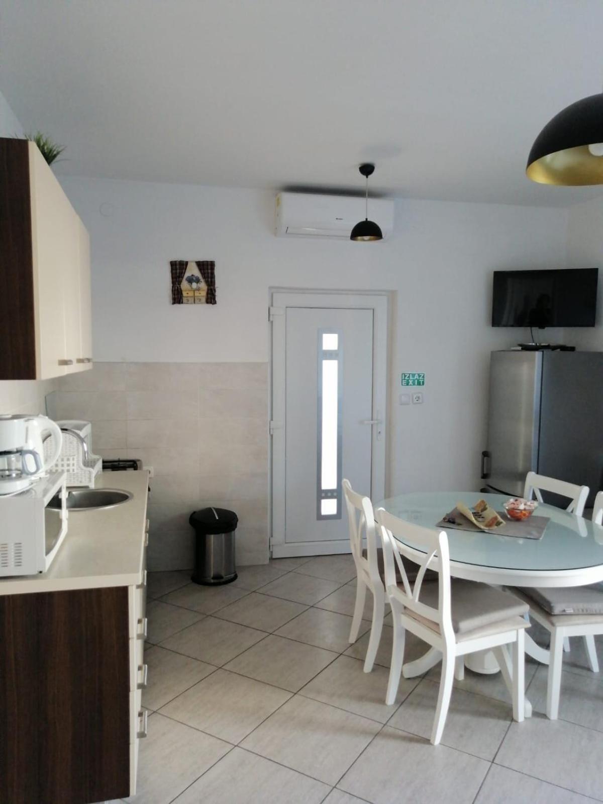 Apartments Kursan سيغيت فغانييتْسا المظهر الخارجي الصورة